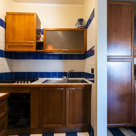 Charming Townhouse With Pool And Garden Daire Bibione